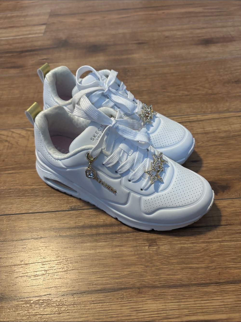 Kids Skechers White Platform Sneakers with Gold Star Charms